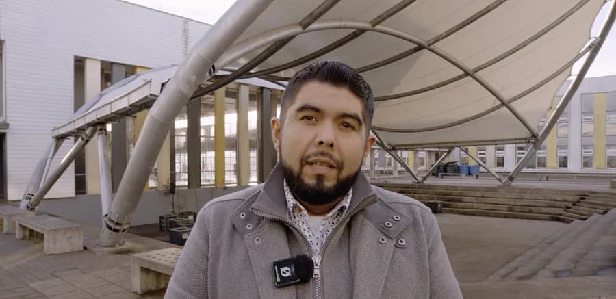 Director Alexis Parra
